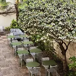 Rosalie Hotel